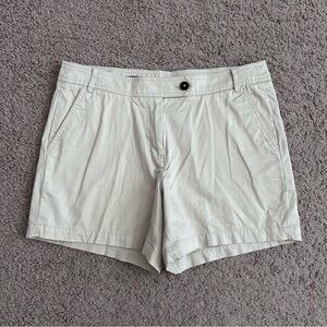 Brooks Brothers Light Cream Women's Shorts